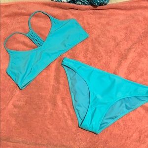 2-piece bikini